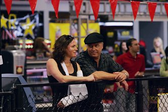 Фото - Джоржа Фокс: 333x222 / 25 Кб