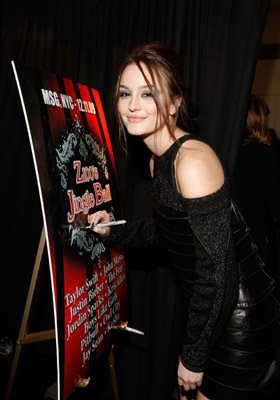 Фото - Лейтон Мистер: 280x400 / 22 Кб