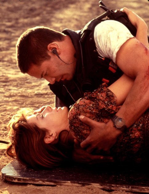 Фото - Киану Ривз: 485x632 / 62 Кб