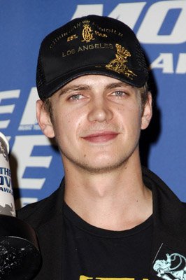 Фото - Хейден Кристенсен: 266x400 / 24 Кб