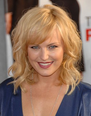 Фото - Малин Акерман: 317x400 / 25 Кб