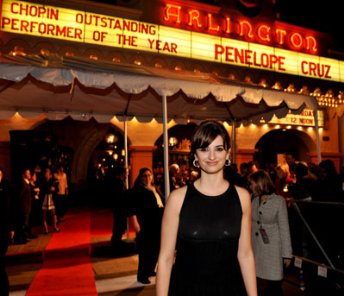 Фото - Пенелопа Крус: 344x296 / 29 Кб