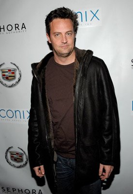 Фото - Мэттью Перри: 275x400 / 21 Кб