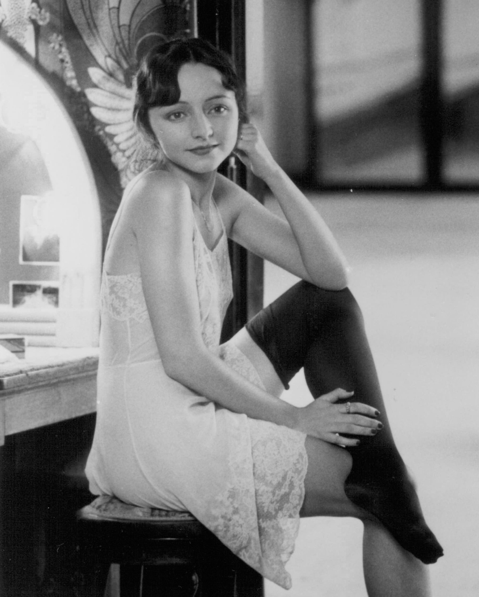 Фото - Ума Турман: 1642x2048 / 344 Кб