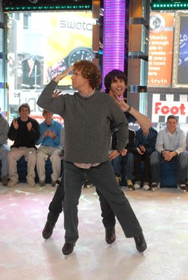 Фото - Джон Хидер: 268x400 / 31 Кб