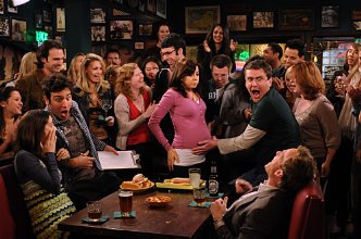 Фото - Элисон Хэннигэн: 332x220 / 27 Кб