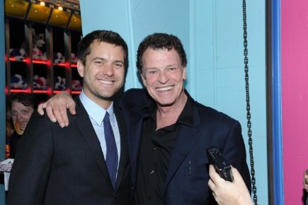 Фото - Джошуа Джексон: 435x290 / 26 Кб