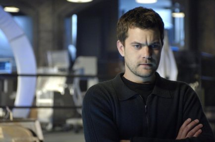 Фото - Джошуа Джексон: 434x288 / 20 Кб