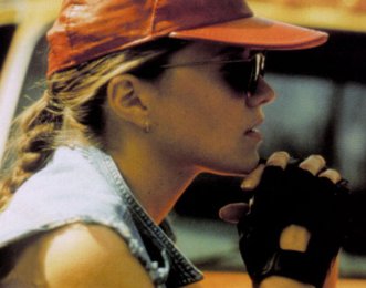 Фото - Люси Лоулесс: 331x260 / 18 Кб