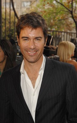 Фото - Эрик МакКормак : 253x400 / 21 Кб