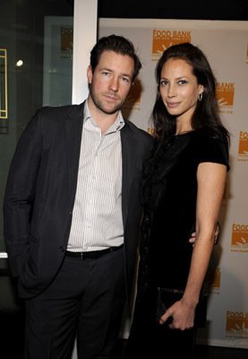 Фото - Эдвард Бернс: 277x400 / 20 Кб