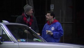 Фото - Эдвард Бернс: 281x163 / 9 Кб