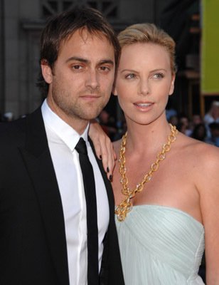 Фото - Стюарт Таунсенд: 308x400 / 21 Кб