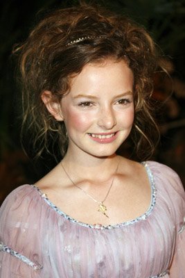 Фото - Дакота Блю Ричардс: 267x400 / 24 Кб