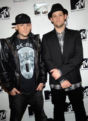 Фото - Джоэл Мэдден: 291x400 / 29 Кб