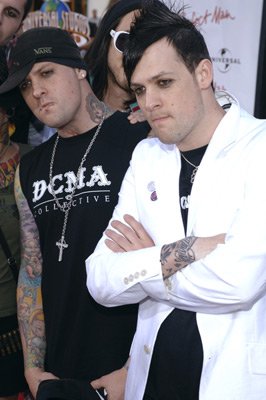 Фото - Джоэл Мэдден: 266x400 / 25 Кб