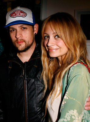 Фото - Джоэл Мэдден: 296x400 / 27 Кб