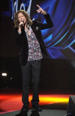 Фото - Стивен Тайлер: 260x400 / 18 Кб