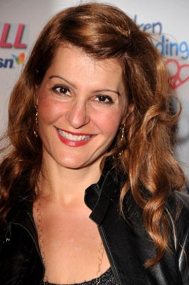 Фото - Ниа Вардалос: 266x400 / 26 Кб