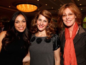 Фото - Ниа Вардалос: 304x231 / 18 Кб