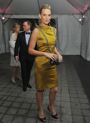 Фото - Молли Симс: 292x400 / 25 Кб