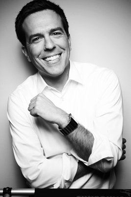 Фото - Эд Хелмс: 267x400 / 18 Кб