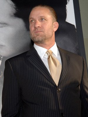 Фото - Джесси Джеймс: 299x400 / 24 Кб