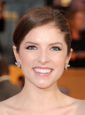 Фото - Анна Кендрик: 295x400 / 18 Кб