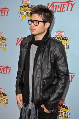 Фото - Коди Лонго: 266x400 / 27 Кб