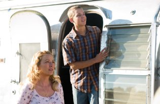 Фото - Вирджиния Мэдсен: 316x206 / 18 Кб