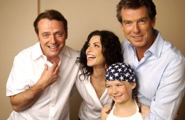 Фото - Джулианна Маргулис: 261x170 / 13 Кб