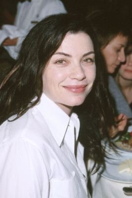 Фото - Джулианна Маргулис: 267x400 / 17 Кб