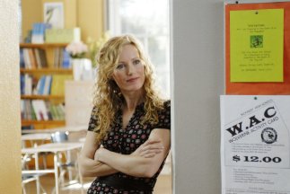 Фото - Лесли Манн: 323x216 / 17 Кб