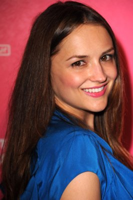 Фото - Рейчел Ли Кук: 266x400 / 21 Кб