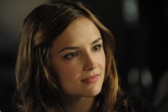 Фото - Рейчел Ли Кук: 239x159 / 7 Кб