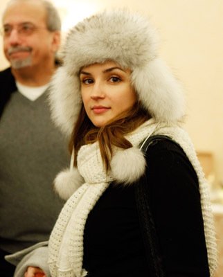 Фото - Рейчел Ли Кук: 322x400 / 21 Кб