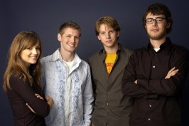 Фото - Рейчел Ли Кук: 266x177 / 11 Кб