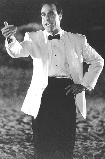 Фото - Стэнли Туччи: 360x545 / 47 Кб