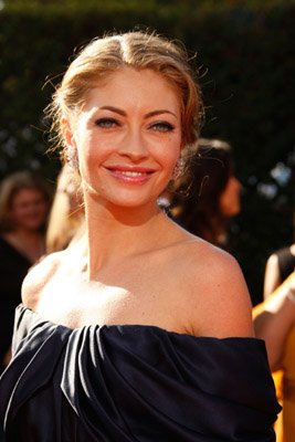 Фото - Ребекка Гэйхарт: 267x400 / 23 Кб