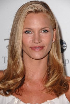 Фото - Наташа Хенстридж: 269x400 / 22 Кб