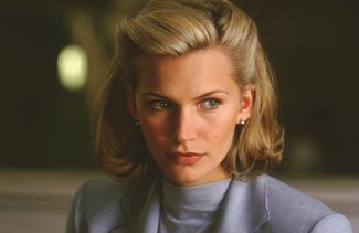 Фото - Наташа Хенстридж: 325x211 / 11 Кб