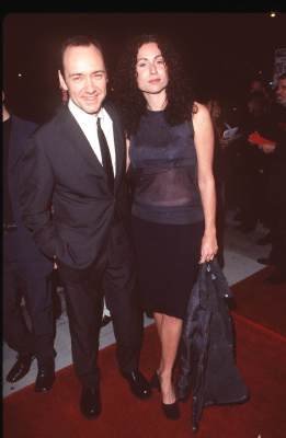 Фото - Минни Драйвер: 261x400 / 14 Кб