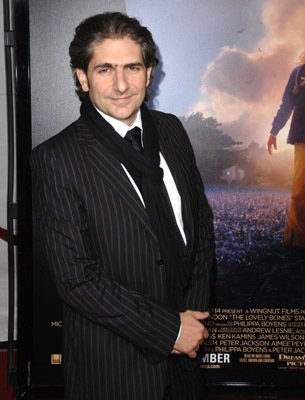 Фото - Майкл Империоли: 305x400 / 26 Кб