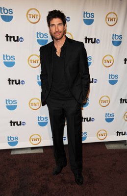 Фото - Дилан МакДермотт: 259x400 / 22 Кб