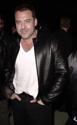 Фото - Том Сайзмор: 247x400 / 16 Кб