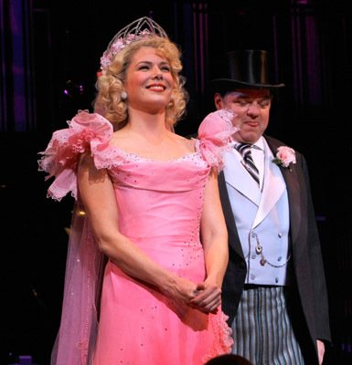 Фото - Лорен Грэм: 385x400 / 29 Кб