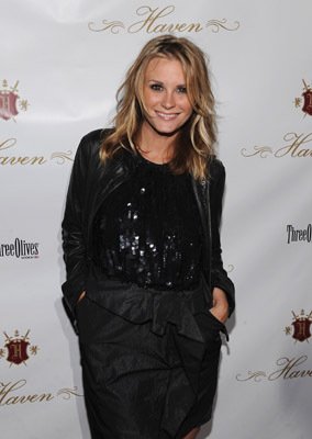 Фото - Бонни Сомервиль: 284x400 / 19 Кб