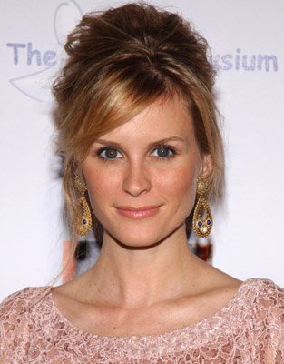 Фото - Бонни Сомервиль: 313x400 / 28 Кб