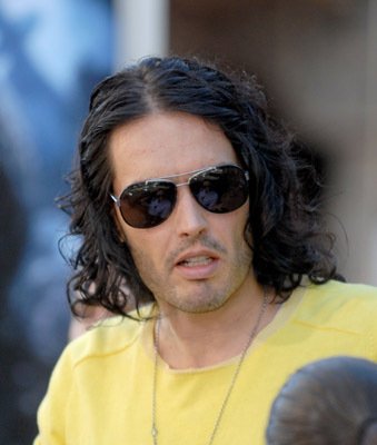 Фото - Расселл Брэнд: 339x400 / 23 Кб