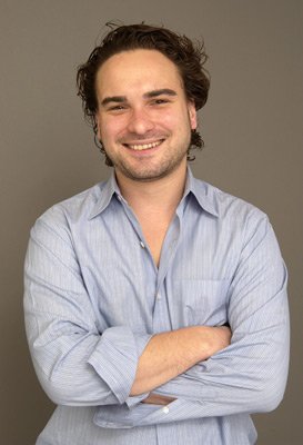 Фото - Джонни Галэки: 273x400 / 20 Кб